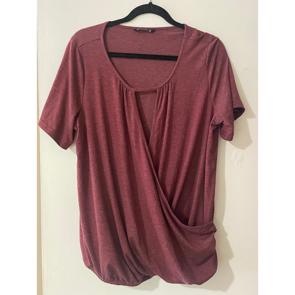 BloomChic Burgundy Surplice Wrap Blouson Top Short Sleeve Size 12 01TRR23043W006